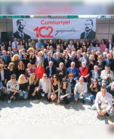 adini-ataturkun-koydugu-gazetemizin-102-yildonumunu-gururla-kutladik-d2mpG9zj.jpg