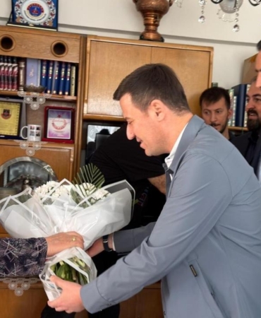 ak-parti-ankara-milletvekili-baykoctan-sehit-annesine-vefa-ziyareti-yk3Pdz6D.jpg