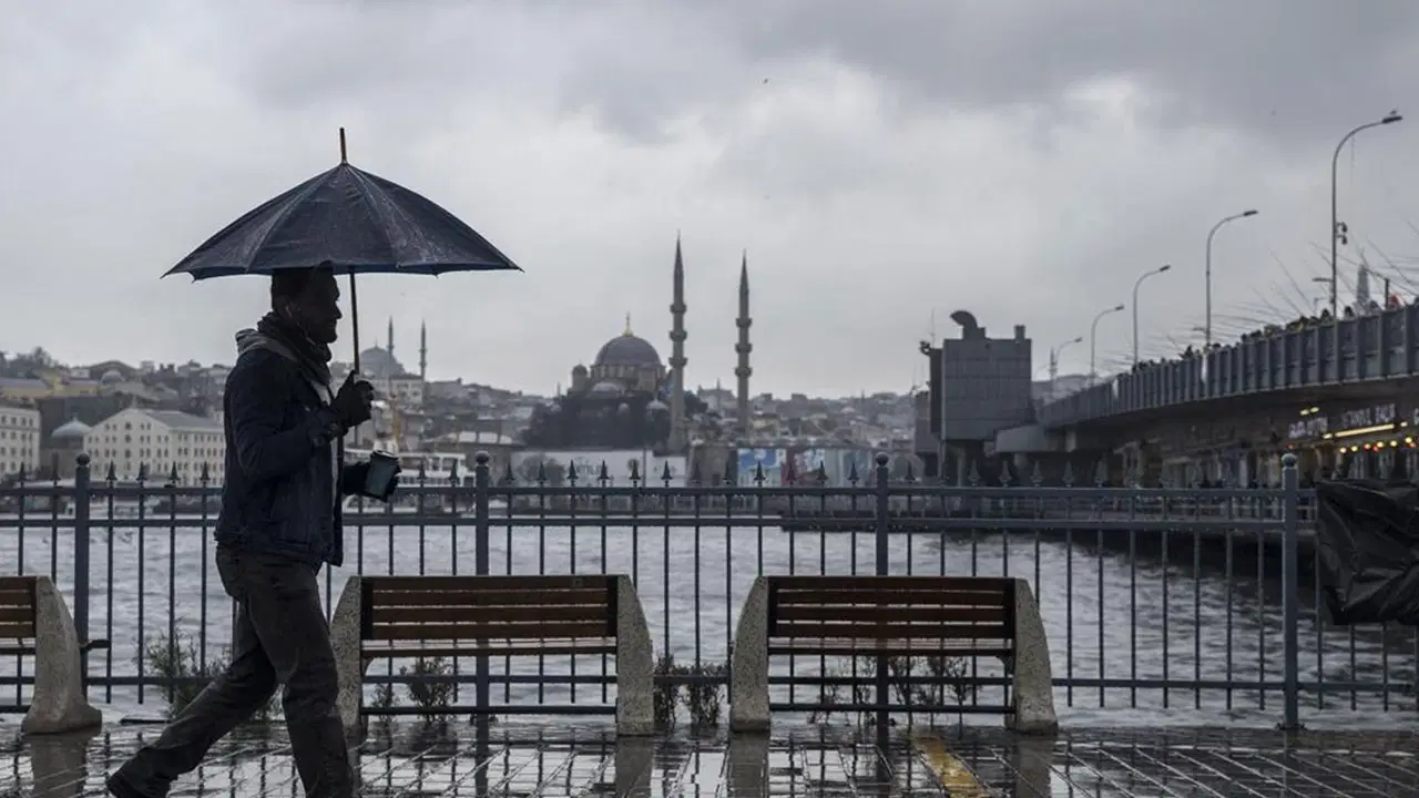 akom-istanbulu-tarih-vererek-uyardi-sicakliklar-aniden-dusecek-SlgA1pmi.jpg