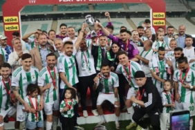 amatorden-1-lige-pes-pese-sampiyon-olup-3-yilda-tarih-yazdilar-UVzfwUl9.jpg