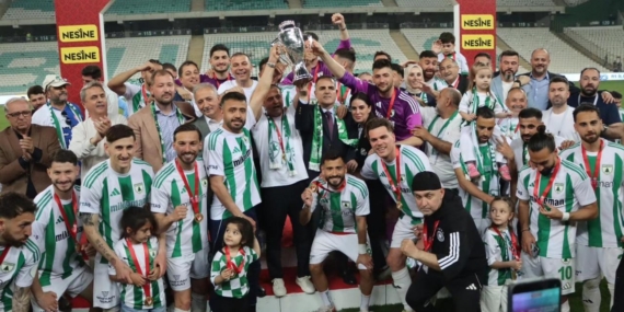 amatorden-1-lige-pes-pese-sampiyon-olup-3-yilda-tarih-yazdilar-UVzfwUl9.jpg