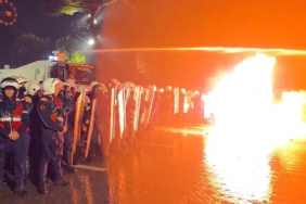 arnavutluk-karisti-tiranda-hukumet-karsiti-protestolarda-catisma-1c7hbb7X.jpg