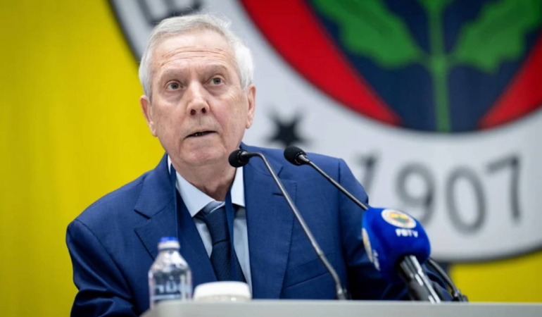 aziz-yildirimdan-guclu-yonetim-vurgusu-onumuzdeki-20-yila-damga-vurmali-IiBmqGvg.jpg