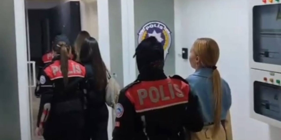 baskentte-usulsuz-calistirilan-47-yabanci-uyruklu-kadin-sinir-disi-edildi-29-gozalti-gsYAzEuZ.jpg