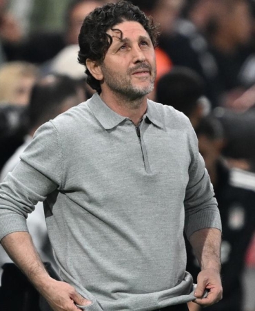 besiktas-taraftari-kusura-bakmasin-diyen-fatih-tekkeden-sergen-yalcin-sozleri-SQEjsQPq.jpg