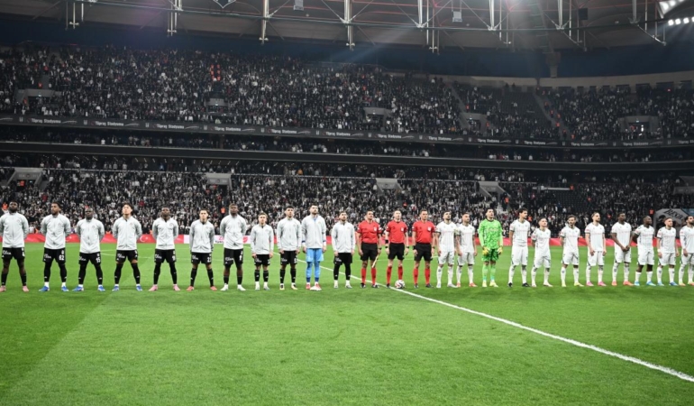 besiktas-taraftarindan-trabzonspor-maci-icin-flas-karar-SwyGPZAM.jpg
