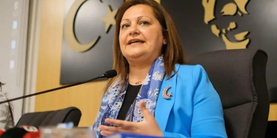 burcu-koksal-son-noktayi-koydu-ak-partiye-katiliyorum-uVJIlS3G.jpg