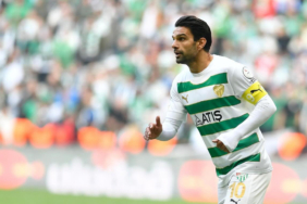 bursaspor-muhammet-demir-ile-yollarini-ayirdi-K26vsyyf.jpg