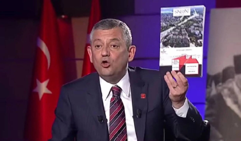 chp-lideri-ozgur-ozelden-dikkat-ceken-iddia-gurlekin-kuruma-tapularin-kaydini-silebilir-miyiz-dedigini-IC7H78yp.jpg