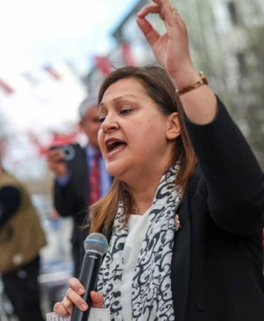 chpden-ihraci-istenmisti-burcu-koksal-sessizligini-bozdu-yarin-ak-partiye-katiliyorum-yT2pwD96.jpg