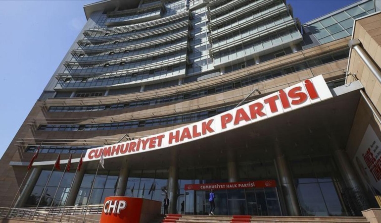 chpnin-karanlik-odalari-desifre-oldu-adaylik-borsasinda-eurolar-havada-ucusuyor-1I41IKjT.jpg