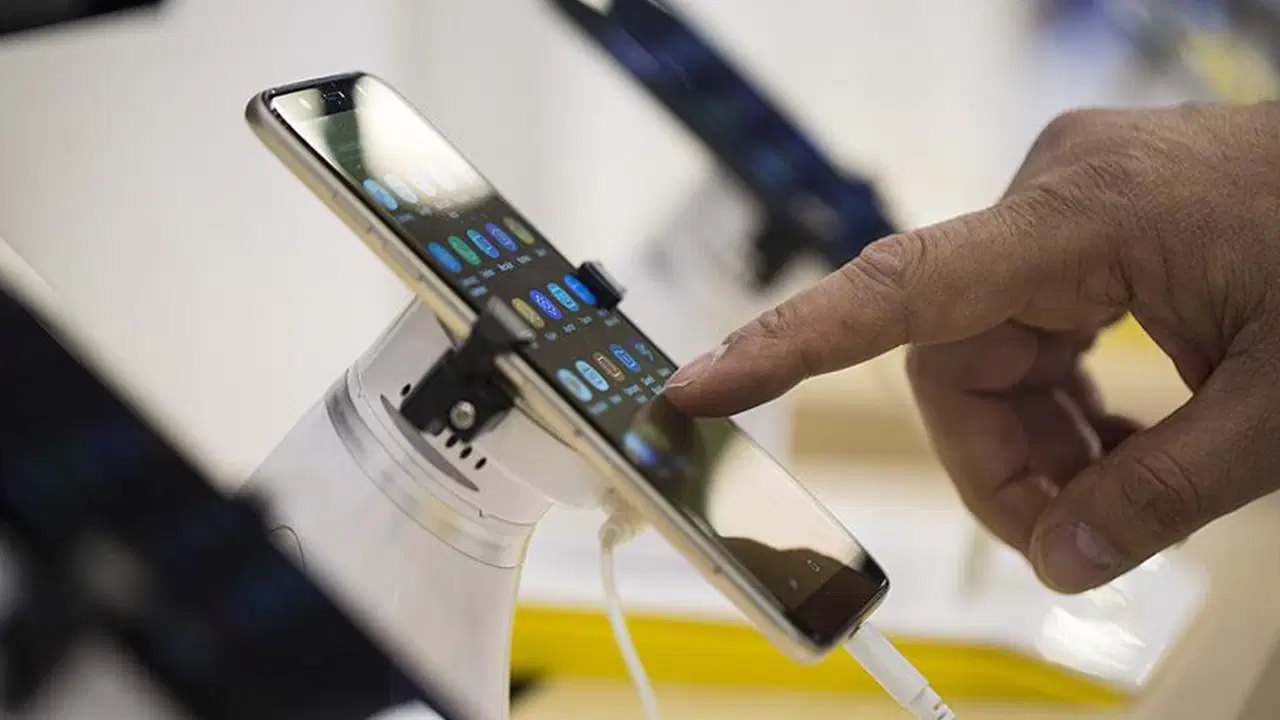 cip-krizi-ve-bolgesel-catismalar-tetikledi-akilli-telefon-ve-tablet-fiyatlarina-zam-geliyor-LH67iOjz.jpg