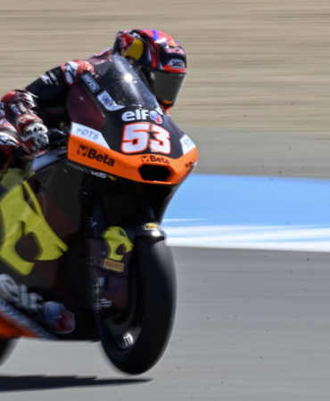 deniz-oncu-moto2-fransa-yarisini-14-sirada-bitirdi-F4X8vGcf.jpg