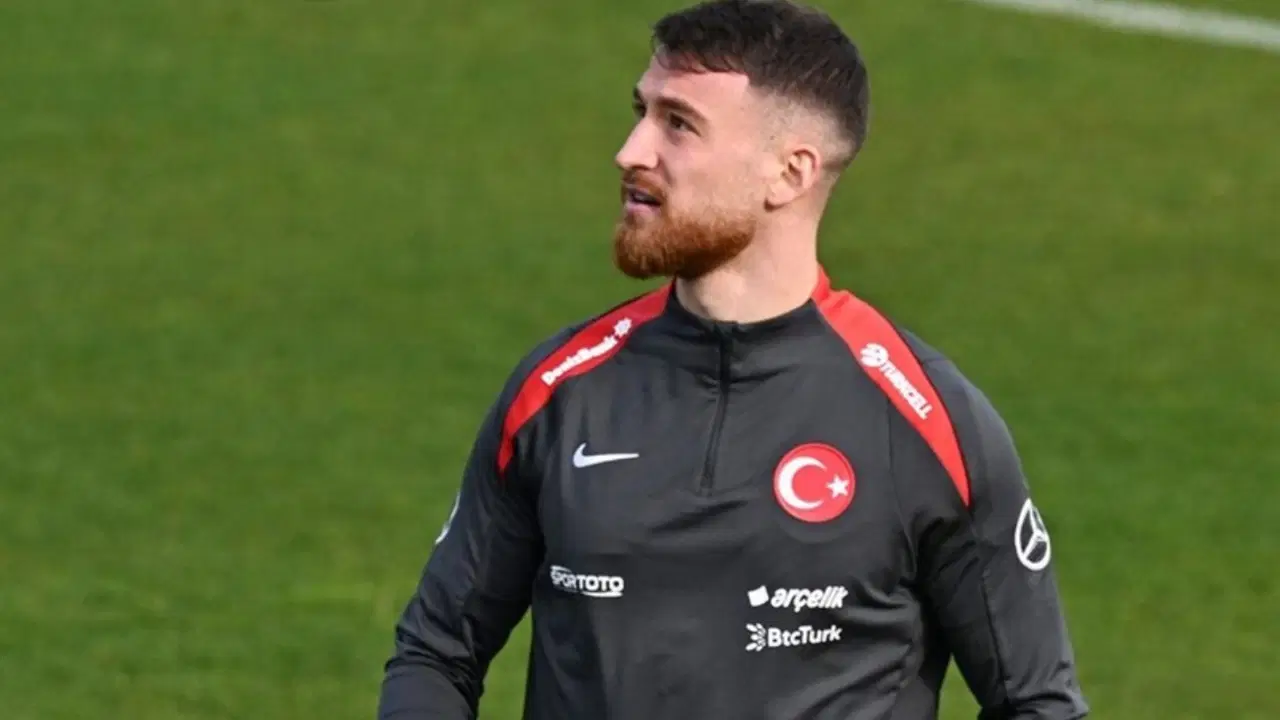 dortmundda-dikkat-ceken-salih-ozcan-paylasimi-yakisir-sekilde-bir-veda-Z9aJDZCp.jpg