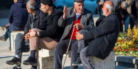 emeklilikte-ek-is-donemi-calisan-emekli-sayisi-6-yilda-3-katina-cikti-AdkKFFul.jpg