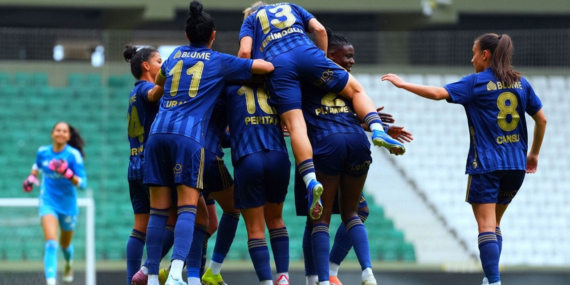 fenerbahce-turkcell-kadin-futbol-super-liginde-sampiyonu-oldu-sziQyY7U.jpg