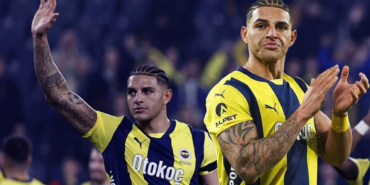 fenerbahceli-diego-carlostan-tarihi-basari-sonrasi-duygusal-veda-Jipl59Qb.jpg