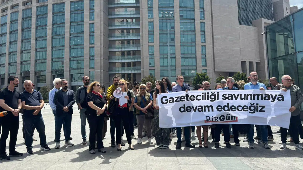 gazetecilerden-sert-tepki-sarya-topraki-hedef-gosterenler-cinayetin-suc-ortagidir-dhxvwTfw.jpg