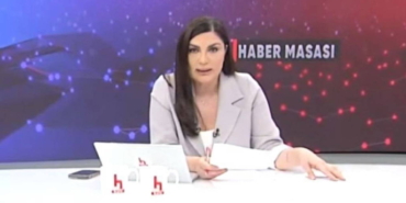 halk-tvde-yaprak-dokumu-suruyor-buket-guler-de-kanalla-yollarini-ayirdi-94h5rJrh.jpg
