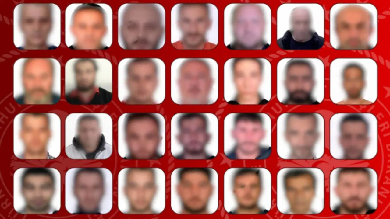 icisleri-bakanligi-duyurdu-kirmizi-bultenle-ve-ulusal-seviyede-aranan-48-suclu-turkiyeye-getirildi-MRIMSzMz.jpg