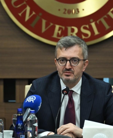 iletisim-baskani-duran-cok-kutuplu-dunyanin-nasil-sekillenecegi-henuz-belli-degil-FUXf1bCm.jpg