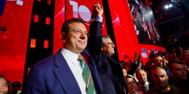 imamoglu-ve-ozelden-rize-mitingine-cagri-f5n2NVaD.jpg