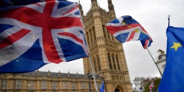 ingilterede-yerel-secimlerin-ilk-sonuclarinda-asiri-sagci-reform-uk-partisi-one-cikti-O9bkYD7T.jpg