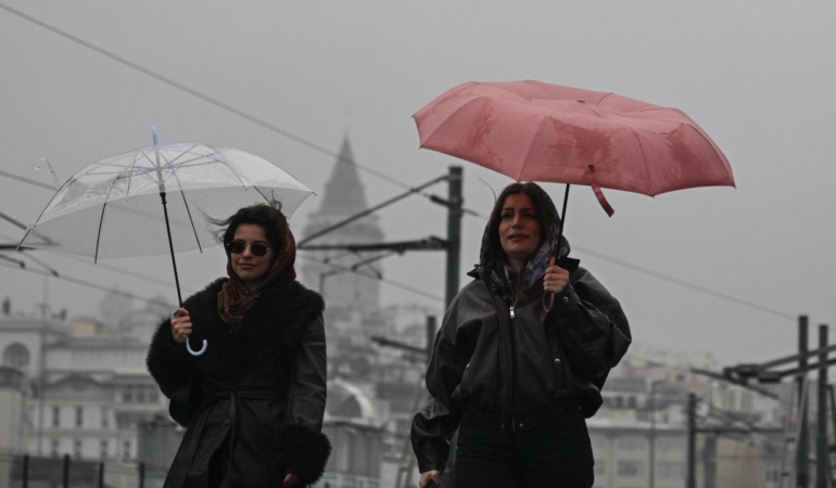 meteorolojiden-hafta-sonu-uyarisi-bahar-yagmurlari-geliyor-istanbul-ankara-izmir-i7IWxa1m.jpg