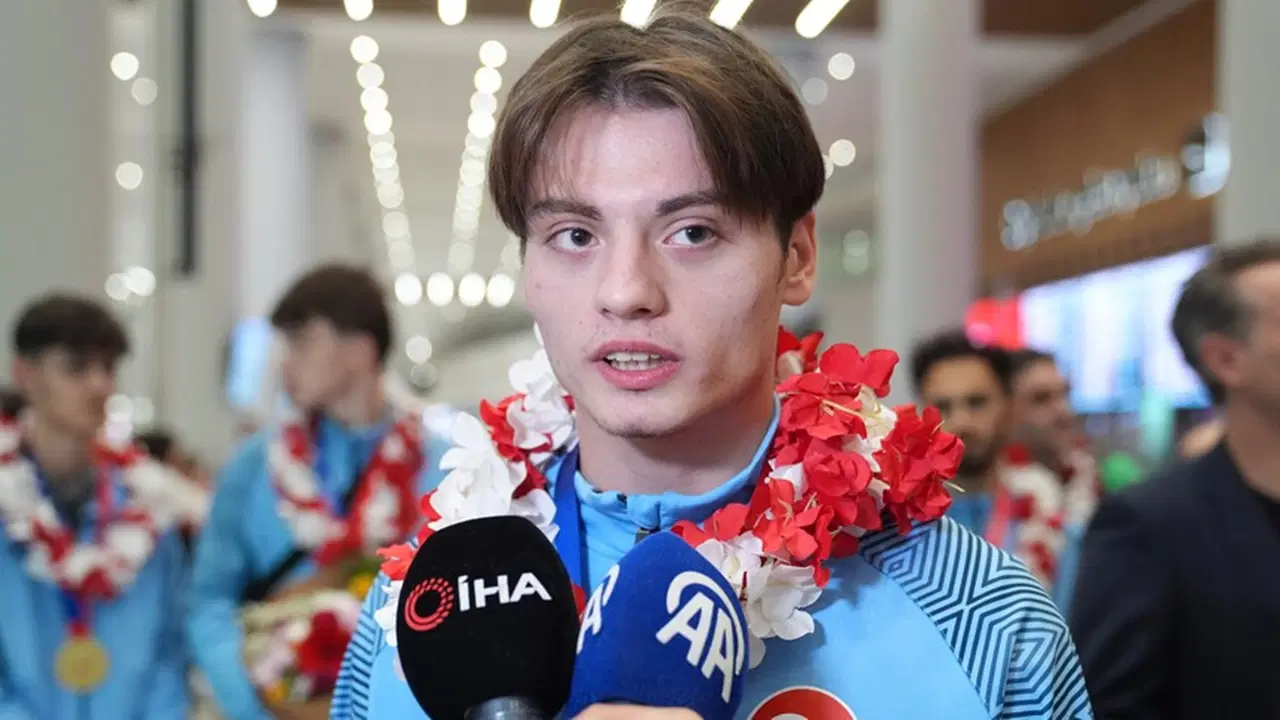 milli-tekvandocu-berkay-erer-avrupa-sampiyonu-MLFchkvl.jpg