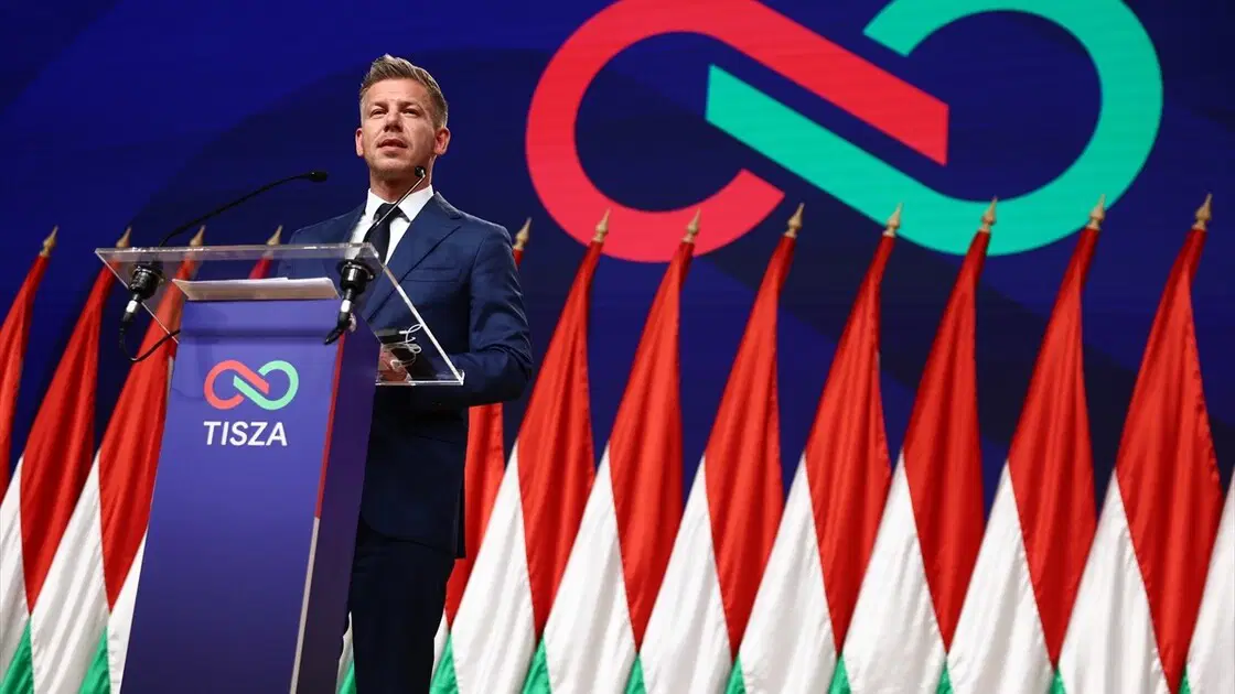 orban-donemi-kapandi-macaristanda-yeni-donem-basladi-rlXbwkQQ.jpg