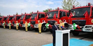 orman-yanginlariyla-mucadelede-yeni-araclar-gorev-yerlerine-ugurlandi-WMFv9ajL.jpg