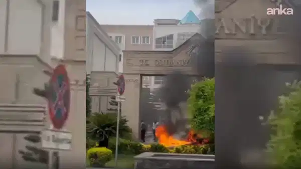 osmaniye-belediyesi-onunde-motosikletini-yakti-9Lr63i9D.jpg