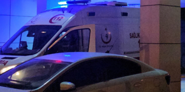 otel-havuzunda-esiyle-birlikte-yuzuyordu-talihsiz-kadindan-aci-haber-kAzdD5Ve.jpg