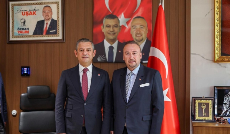 ozkan-yalim-ozgur-ozeli-ele-verdi-araba-aldim-para-verdim-ailesine-cantalar-gonderdim-YgAwm3xR.jpg