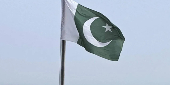 pakistanda-gumruk-deposunda-yangin-cikti-43-yarali-yW5cQhhv.jpg