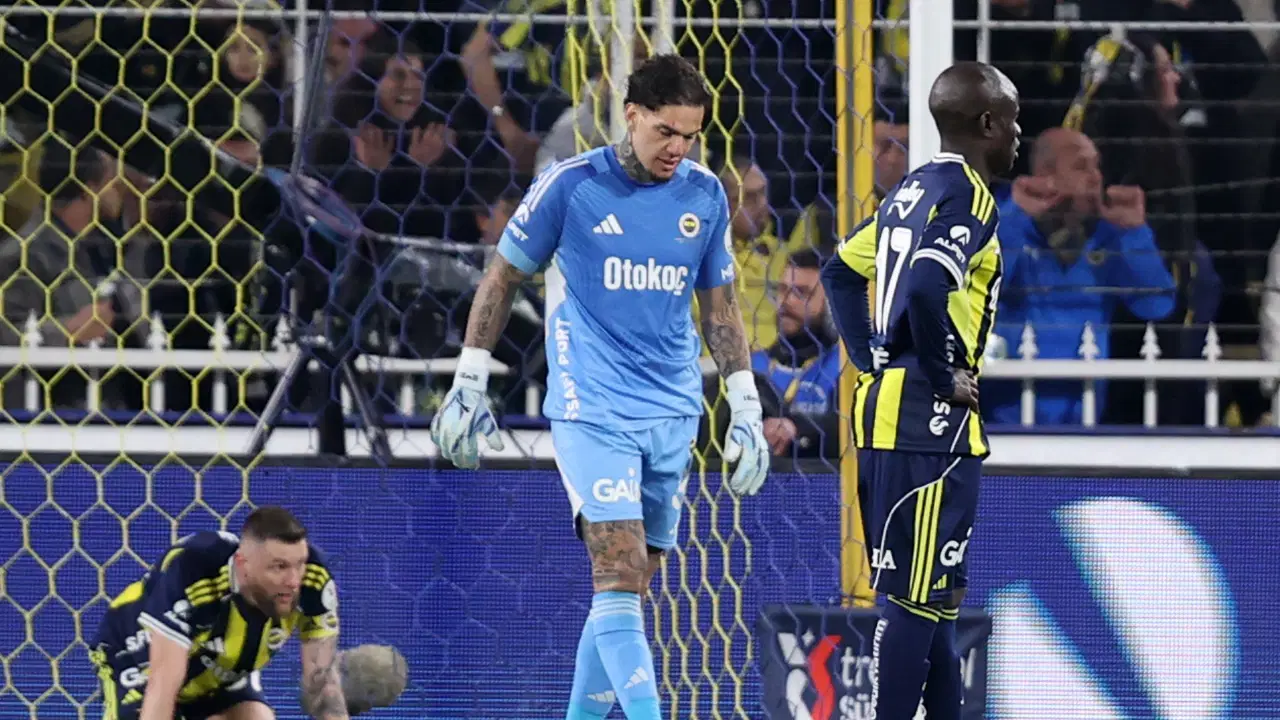 performansiyla-elestirilerin-hedefindeydi-edersondan-fenerbahce-karari-1zOmdNSR.jpg