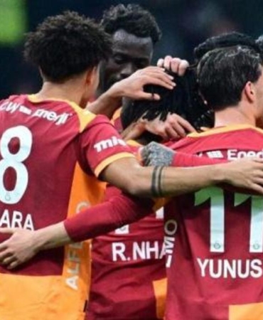 rams-parkta-sampiyonluk-maci-galatasaray-antalyaspor-muhtemel-11ler-CNBCPN89.jpg