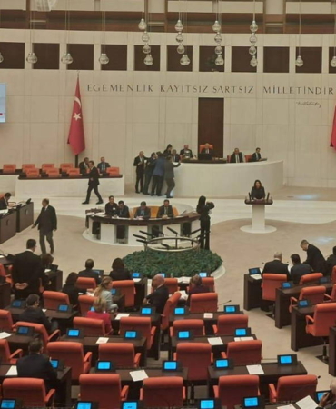 sera-kadigil-usaktaki-sevgi-evlerine-iliskin-iddialari-meclis-gundemine-tasidi-Z4xj2NXg.jpg