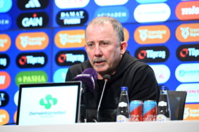 sergen-yalcin-gelecegiyle-ilgili-konustu-taraftar-birak-derse-hOP3nrFm.jpg