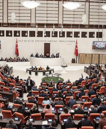 torba-teklif-plan-ve-butce-komisyonunda-tartismalar-arasinda-kabul-edildi-maliyenin-hayali-zengin-gocu-S4MfiyJF.jpg