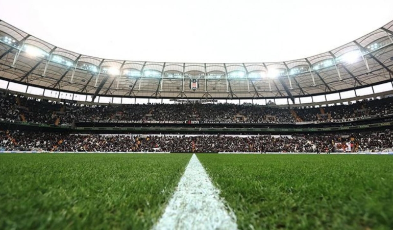 trabzonspor-taraftarlari-tribune-alinacak-mi-besiktas-duyurdu-jpHpTDHu.jpg