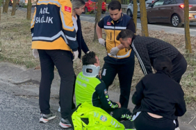 trafik-guvenligini-saglayan-polise-otomobil-carpti-lUXCeJLp.jpg