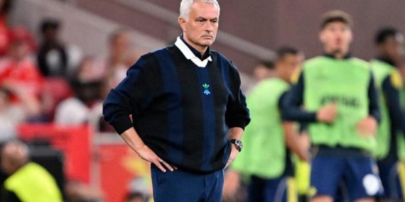 yuz-yuze-gorusme-gerceklesti-jose-mourinho-real-madrid-icin-gun-sayiyor-MxmQ8BrY.jpg